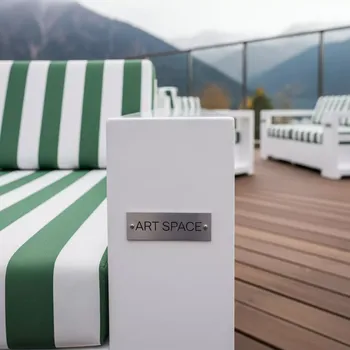 Аренда Шезлонг бело зеленый в Radisson Hotel Rosa Khutor — ART SPACE