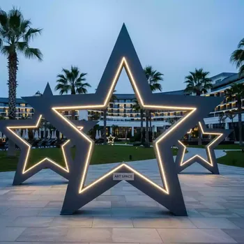 Аренда Звезды новогодние в Swissôtel Resort Sochi Kamelia — ART SPACE