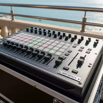 Аренда Пульт управления Akai Pro APC в Гранд Отель Сочи — ART SPACE