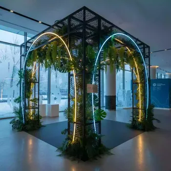 Аренда Фотозона модульная с растениями сеткой и неоном в Bridge Resort — ART SPACE