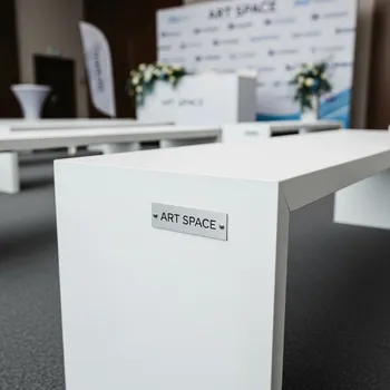 Аренда Лавка пластиковая белая в Novotel Resort — ART SPACE