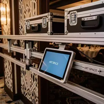 Аренда Система рельсовая интерактивная AnTouch ANTB 94s 10i USTF в ресторане «Магадан» — ART SPACE