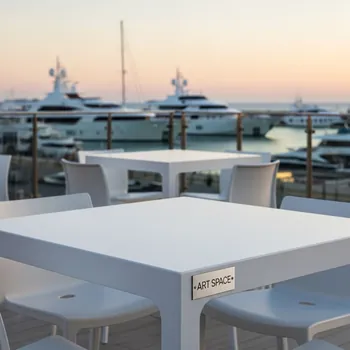 Аренда Стол пластиковый Air Table 80 белый 800х800х740 мм на территории Морпорта Сочи — ART SPACE