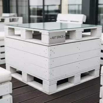 Аренда Стол White pallet Cube 50 из паллет в ресторане «Voda» — ART SPACE