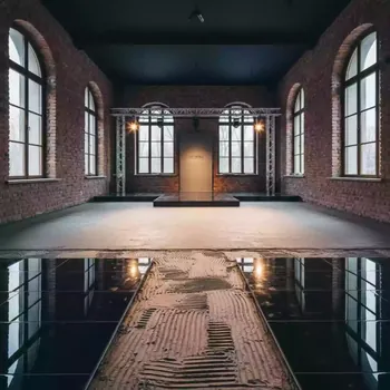 Аренда Клей высокоэластичный для керамогранита в Boutique Hotel PORTUM 1905 — ART SPACE