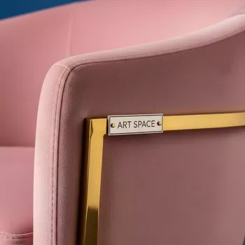 Аренда Стул золотой БРЭМ пыльно розовый бархатный в Cosmos Sochi Hotel — ART SPACE