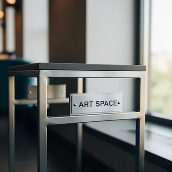 Аренда Столик Louvre в ресторане «Brunello» — ART SPACE