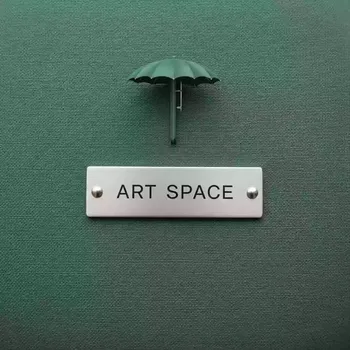 Аренда Зонт Banana зеленый с основанием в усадьбе Голицына — ART SPACE