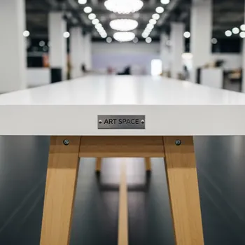 Аренда Стол бук белый Лидер 2 1800х900 в ледовом дворце «Роза Хутор» — ART SPACE