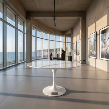 Аренда Стол Tulip D 90 мм белый в Mantera Supreme — ART SPACE
