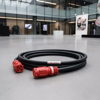 Аренда Силовой кабель 380 В CEE 32 А 5P — CEE 32 А 5P IP67 5 м в Университете «Сириус» — ART SPACE