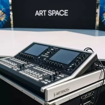 Аренда Аудиосистема Allen & Heath dLive C 2500 CDM 48 Dante на Медальной площади — ART SPACE
