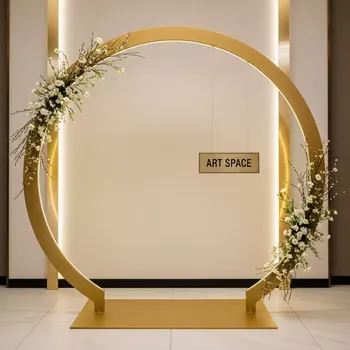 Аренда Каркас арки круглый d 2,3 м металл золотой в City Park Hotel Sochi — ART SPACE