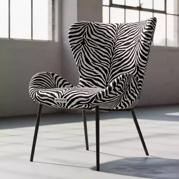 Аренда Стул с обивкой NatuRAL Zebra Pop в Alpha Sirius — ART SPACE