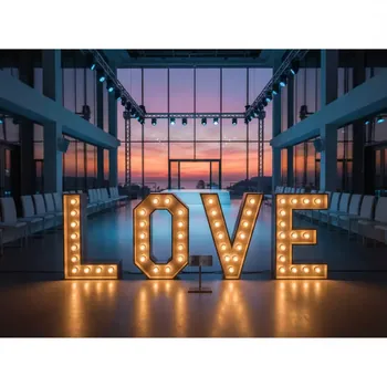 Аренда Буквы световые LOVE H 70 см 220 В 575 Вт в Bridge Resort — ART SPACE