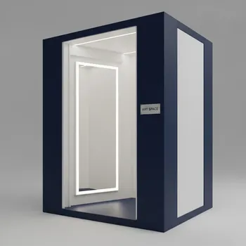 Аренда Примерочная 1,6х1,4 м с зеркалом на парусной регате (Сочи) — ART SPACE