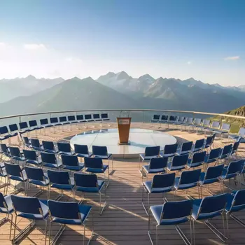 Аренда Стулья конференц в Дагомысе на площадке Rosa Peak (2320м) — ART SPACE