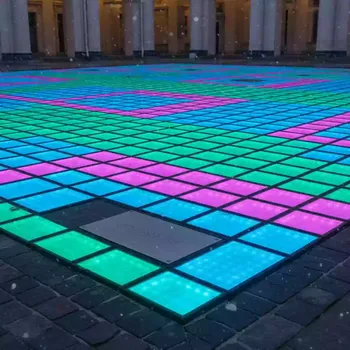 Аренда Плитка тротуарная светящаяся прямоугольная RGB на Медальной площади — ART SPACE