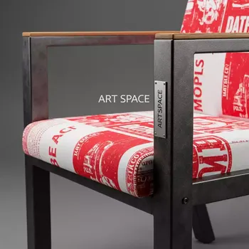 Аренда Стул Хит с подлокотниками каркас черный муар с принтом Red Hat в Alpha Sirius — ART SPACE