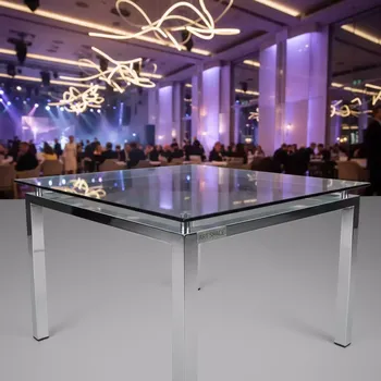 Аренда Стол стеклянный обеденный Sahel в ресторане «Sanremo» — ART SPACE