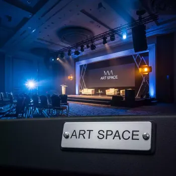 Аренда Прожекторы заливного света в Mercure Сочи Центр — ART SPACE