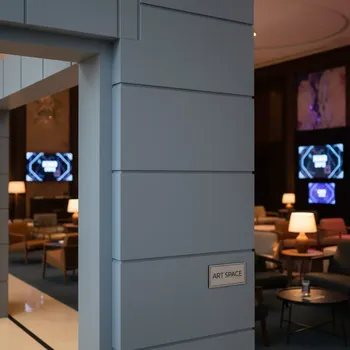 Аренда Пленка серая Oracal 641 в МФК «Горный» — ART SPACE