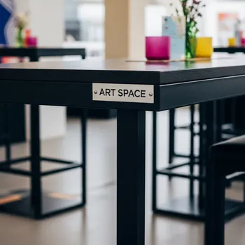 Аренда Стол коктейльный Loft черный 60х60 см в Novotel Resort — ART SPACE