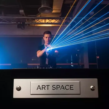 Аренда Шоу Лазермен в Гранд Отель Поляна — ART SPACE