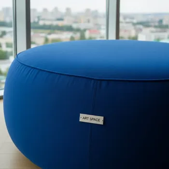 Аренда Пуфик круглый синий Big shape в ресторане «Brunello» — ART SPACE
