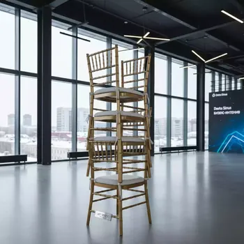 Аренда Стул Chiavari золотой в Delta Sirius — ART SPACE