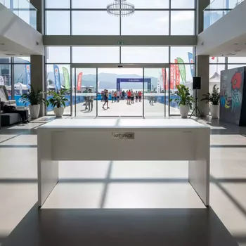 Аренда Стол компьютерный SKILL 2 белый 160х65х91,7 в Omega Sirius — ART SPACE