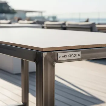 Аренда Стол обеденный ламинированный Mirto в пляжном клубе Del Mar — ART SPACE