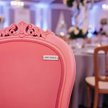 Аренда Стулья классические розовый коралл pink coRAL в Radisson Collection Paradise — ART SPACE