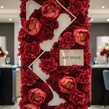 Аренда Фотозона из пионов в ресторане «Voda» — ART SPACE