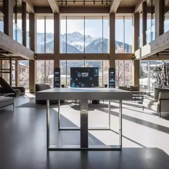 Аренда Стол INSTAM SQUARE металл 80х80 см в Rixos Krasnaya Polyana — ART SPACE