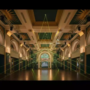 Аренда Лазерное шоу для свадеб и юбилеев в МФК «Горный» — ART SPACE