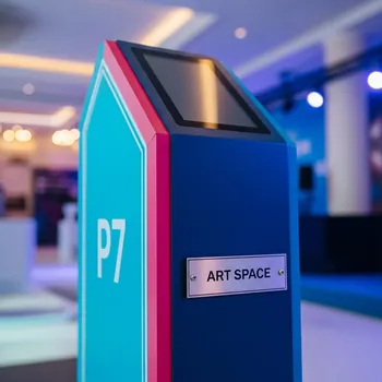 Аренда Промостойка Р7 в банкетном зале «Дельфин» — ART SPACE