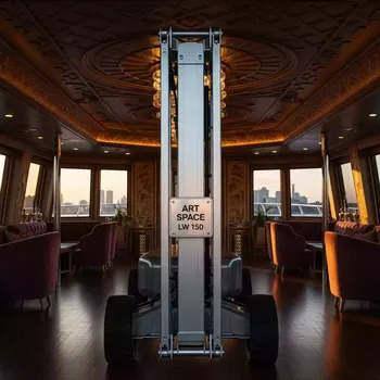 Аренда Подъемник телескопический Work LW 150 до 100 кг на VIP теплоходе (Морпорт Сочи) — ART SPACE