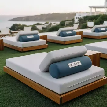 Аренда Шезлонги и лежаки деревянные в Radisson Collection Paradise — ART SPACE