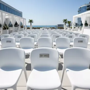 Аренда Стул детский Маммут белый в Pullman Sochi Centre — ART SPACE