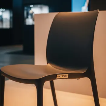 Аренда Стул пластиковый Marvel S в МФК «Горный» — ART SPACE
