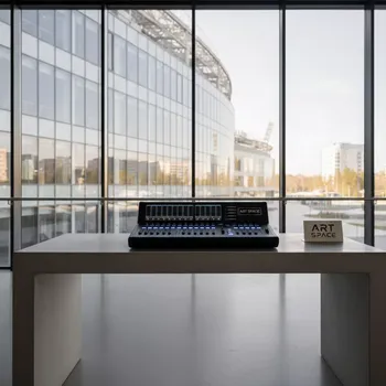 Аренда Видеопульт цифровой Roland в Керлинговом центре «Ледяной куб» — ART SPACE