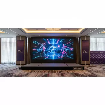 Аренда Светодиодный экран 7х4 метра в отеле Radisson Lazurnaya — ART SPACE