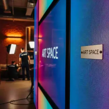 Аренда Панель для видеостен BOE VP55L A в ресторане «Сыроварня» — ART SPACE