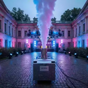 Аренда Генератор пены Universal Effects Power 500 в усадьбе Голицына — ART SPACE