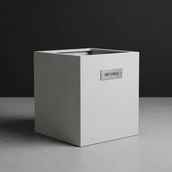 Аренда Кашпо Urbi Square Beton 266 бетон Prosperplast 11 л в Delta Sirius — ART SPACE