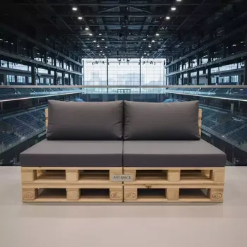 Аренда Диван из паллет двухместный с серыми подушками в VK Stadium Sirius — ART SPACE