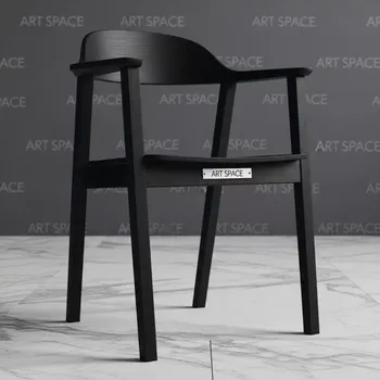 Аренда Стул деревянный Бальсер черный в Stella di Mosca — ART SPACE