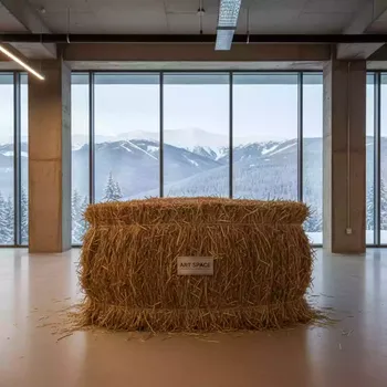 Аренда Сено в тюке в Гранд Отель Поляна — ART SPACE