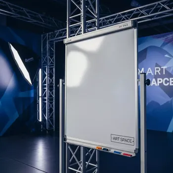 Аренда Магнитно маркерная доска с лампой 1700х1200 мм в Mantera Supreme — ART SPACE